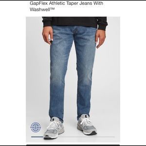 Gap Mens Athletic Taper Jeans NWT